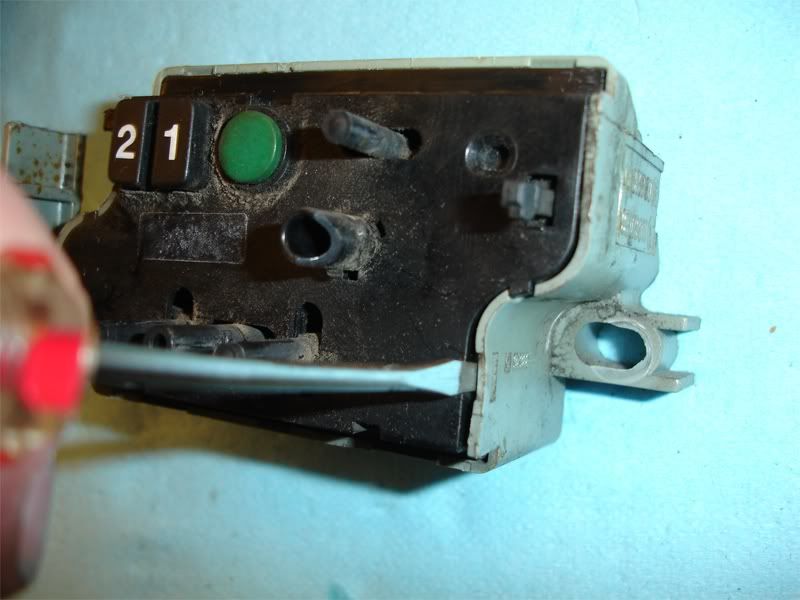 DIY w126 Memory Seat Switch disassembly and cleaning PeachParts